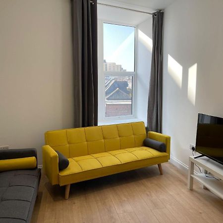 Brand New Montrouge Apartments - Perfect Location!! Portsmouth Exterior photo