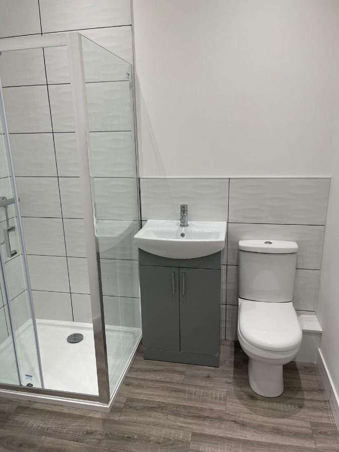 Brand New Montrouge Apartments - Perfect Location!! Portsmouth Exterior photo
